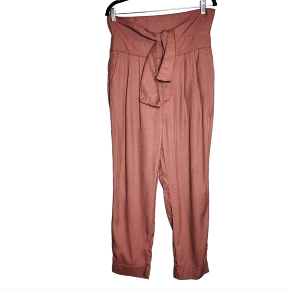 Cartonnier Anthropologie pink rose high waist tie front tapered flowy pants 10 - Picture 4 of 15